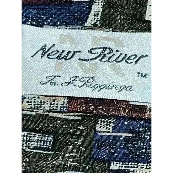 New River by J. Riggins Silk Abstract Geometric Tie - Picture 3 of 4
